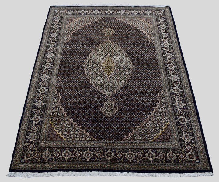 5 X 7 Fine Quality Persian Rug (Sfq-1249)
