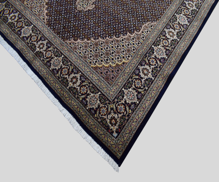 5 X 7 Fine Quality Persian Rug (Sfq-1249)