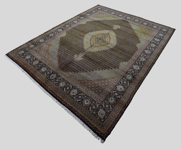 10 X 13 Fine Quality Persian Rug (Sfq-1257)
